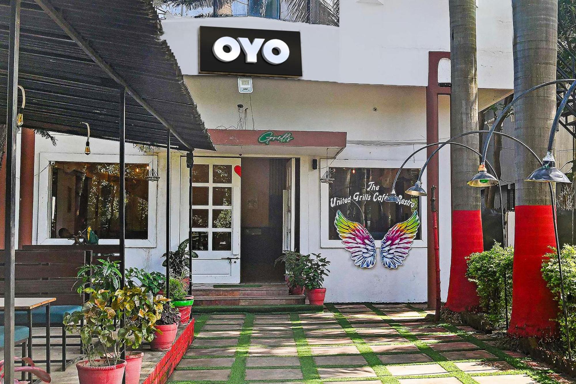 Oyo Flagship Hotel Shree United Индаур Экстерьер фото